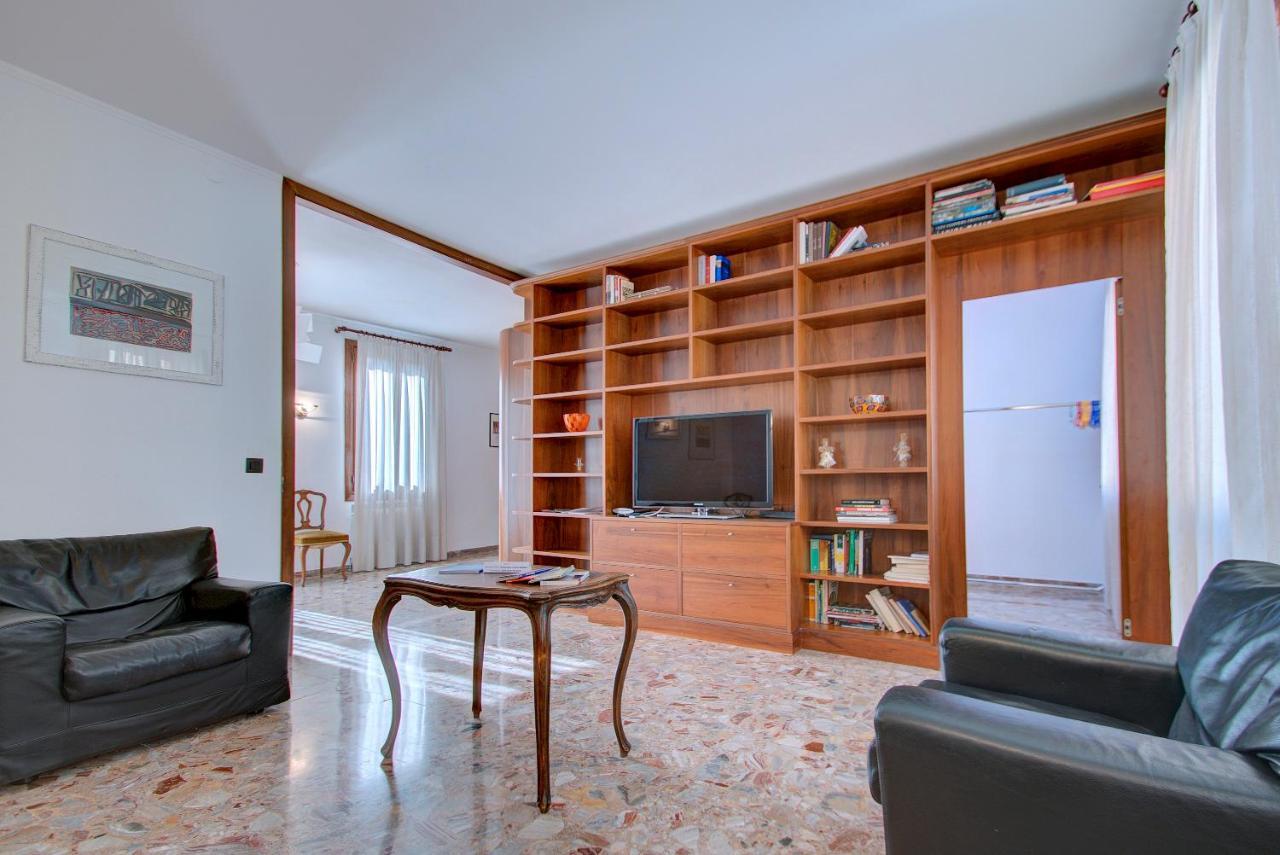 SUNNY CANALVIEW 4pax, wifi, aircond Venise Extérieur photo