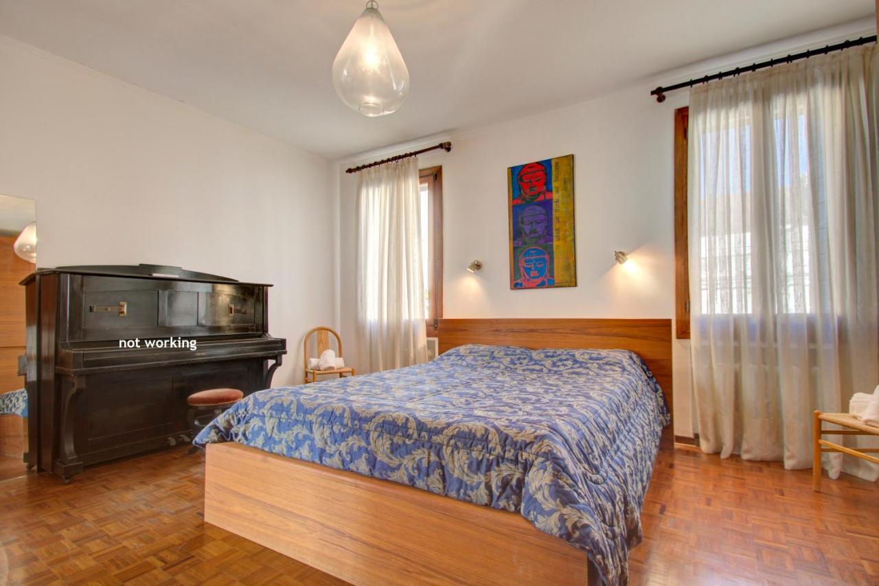 SUNNY CANALVIEW 4pax, wifi, aircond Venise Extérieur photo